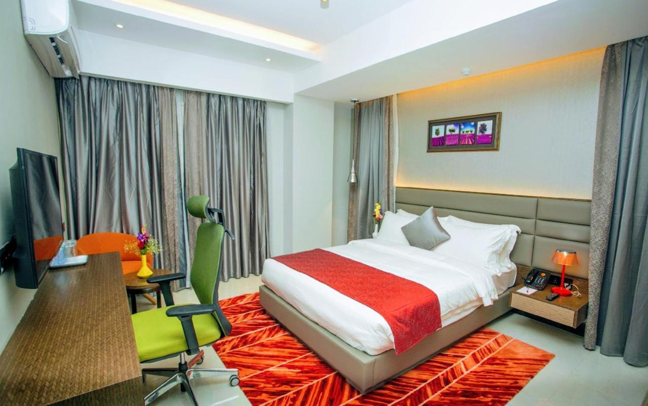 โรงแรมออมนิ เรสซิเดนซี ธากา ภายนอก รูปภาพ
